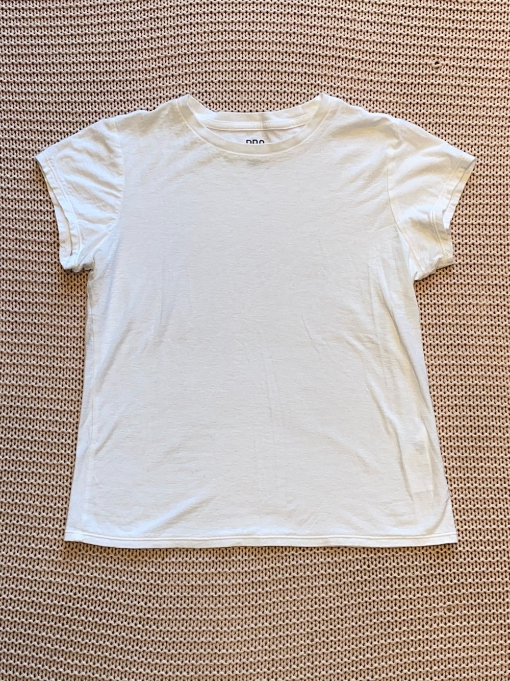 ✰ BDG Short Sleeve Basic White T-Shirt ✰